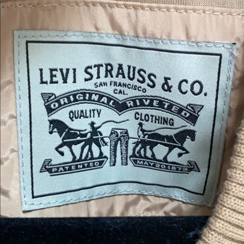 Levi SHERPA bomber jacket! - Picture 2 of 6